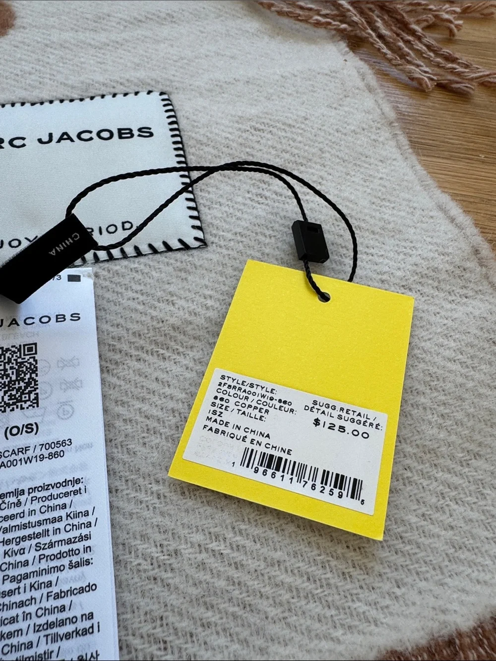 Marc Jacobs NWT scarf